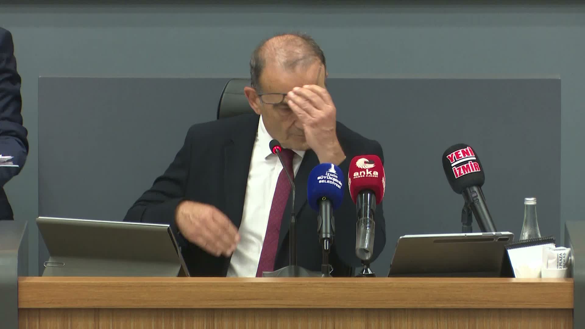 İzmir Büyükşehir Belediye Meclisi’nde aritmetik değişti... En fazla meclis üyesi YENİ Parti’de