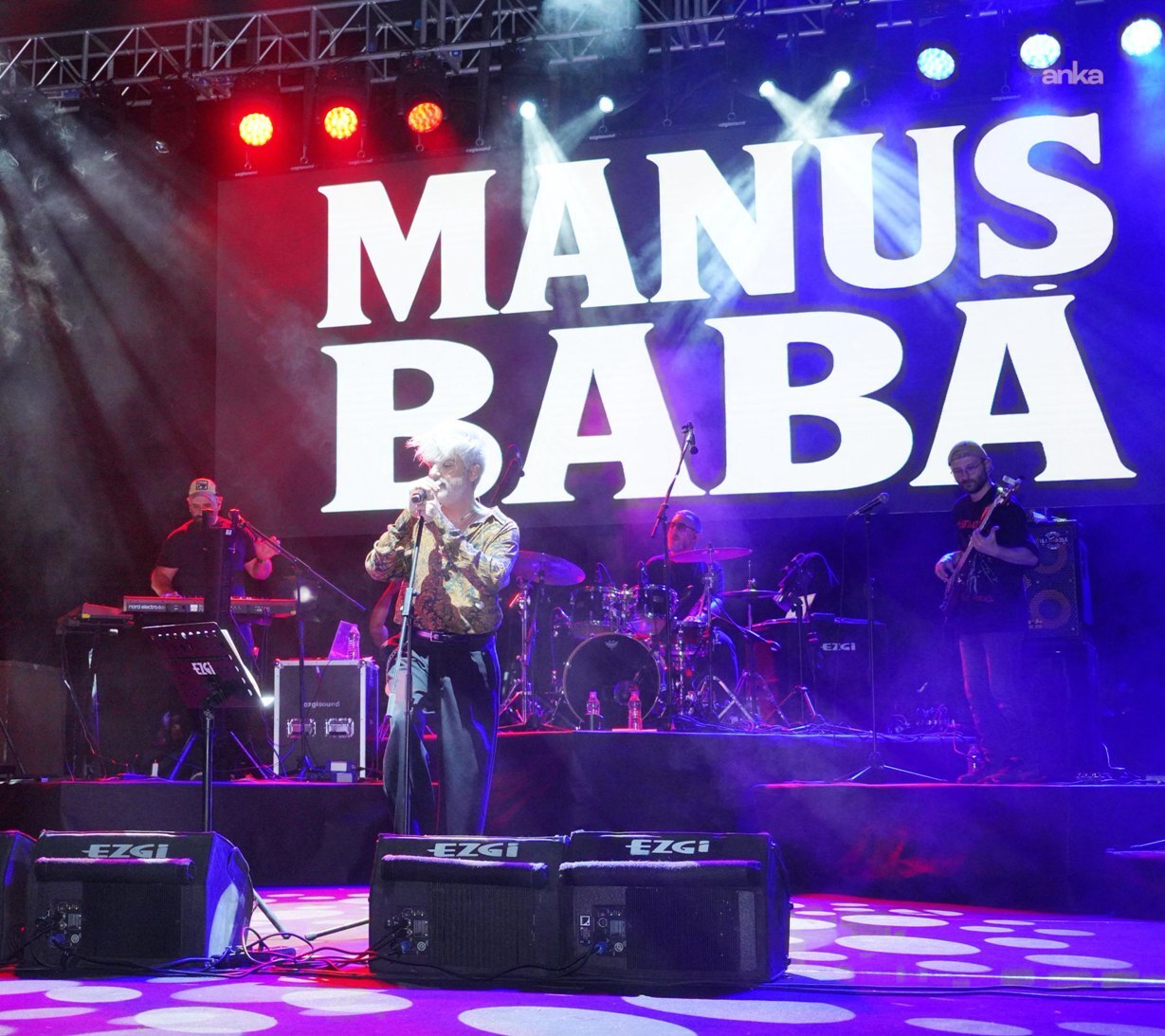 Ayvalık’ta 30 Ağustos coşkusu, Manuş Baba konseriyle taçlandı