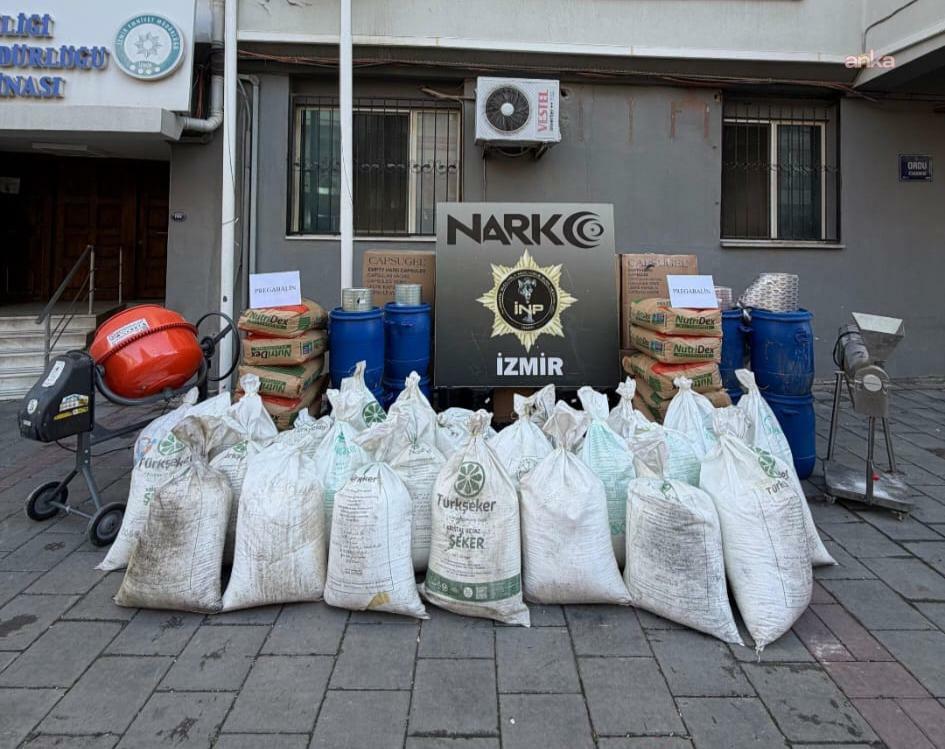 İzmir merkezli uyuşturucu operasyonu: 11,9 milyon sentetik hap ele geçirildi, 48 şüpheli tutuklandı