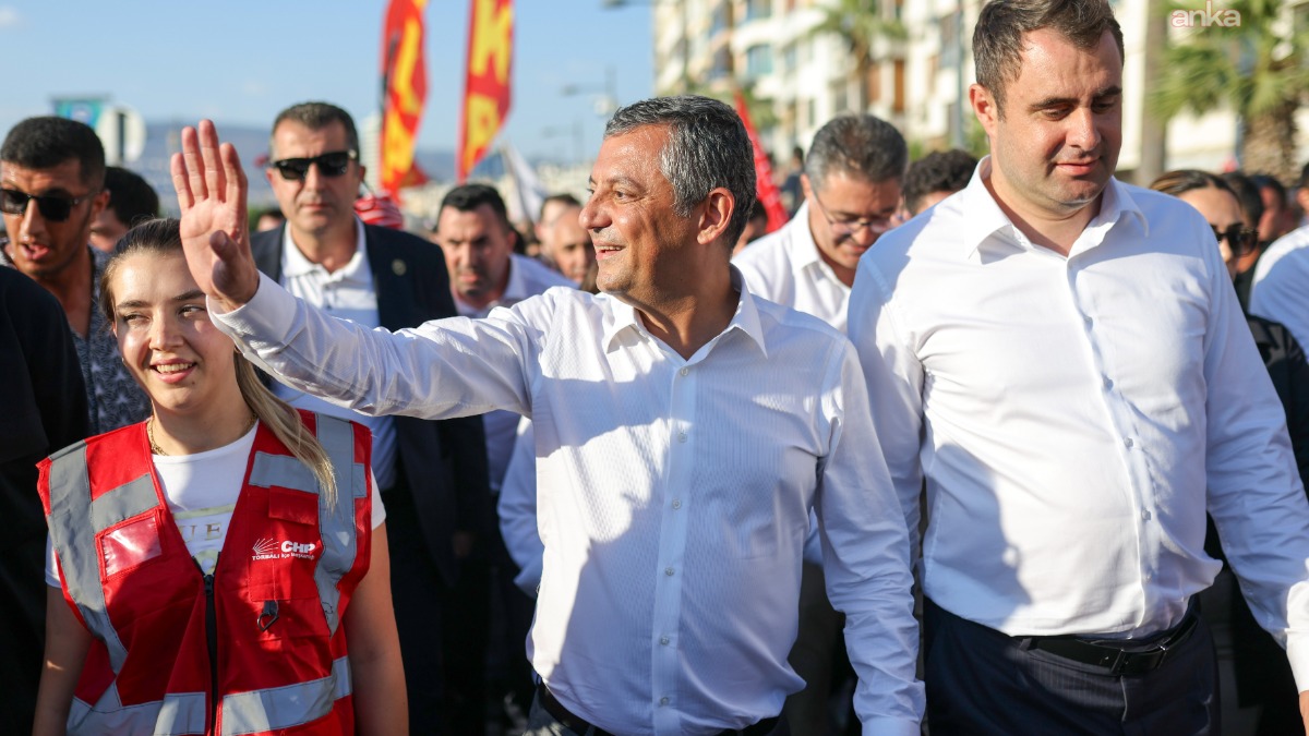 Özgür Özel'den Cemil Tugay açıklaması: Düşüncesine saygılıyım