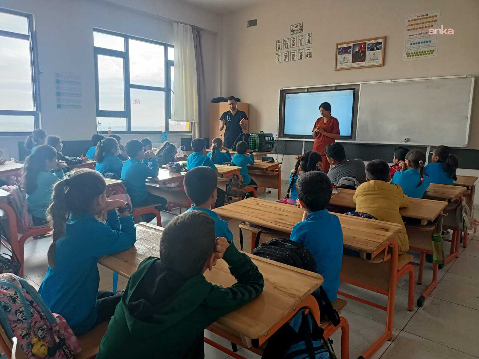 Adıyaman Belediyesi, 20’den fazla okulda çocuklara hayvan haklarını anlattı