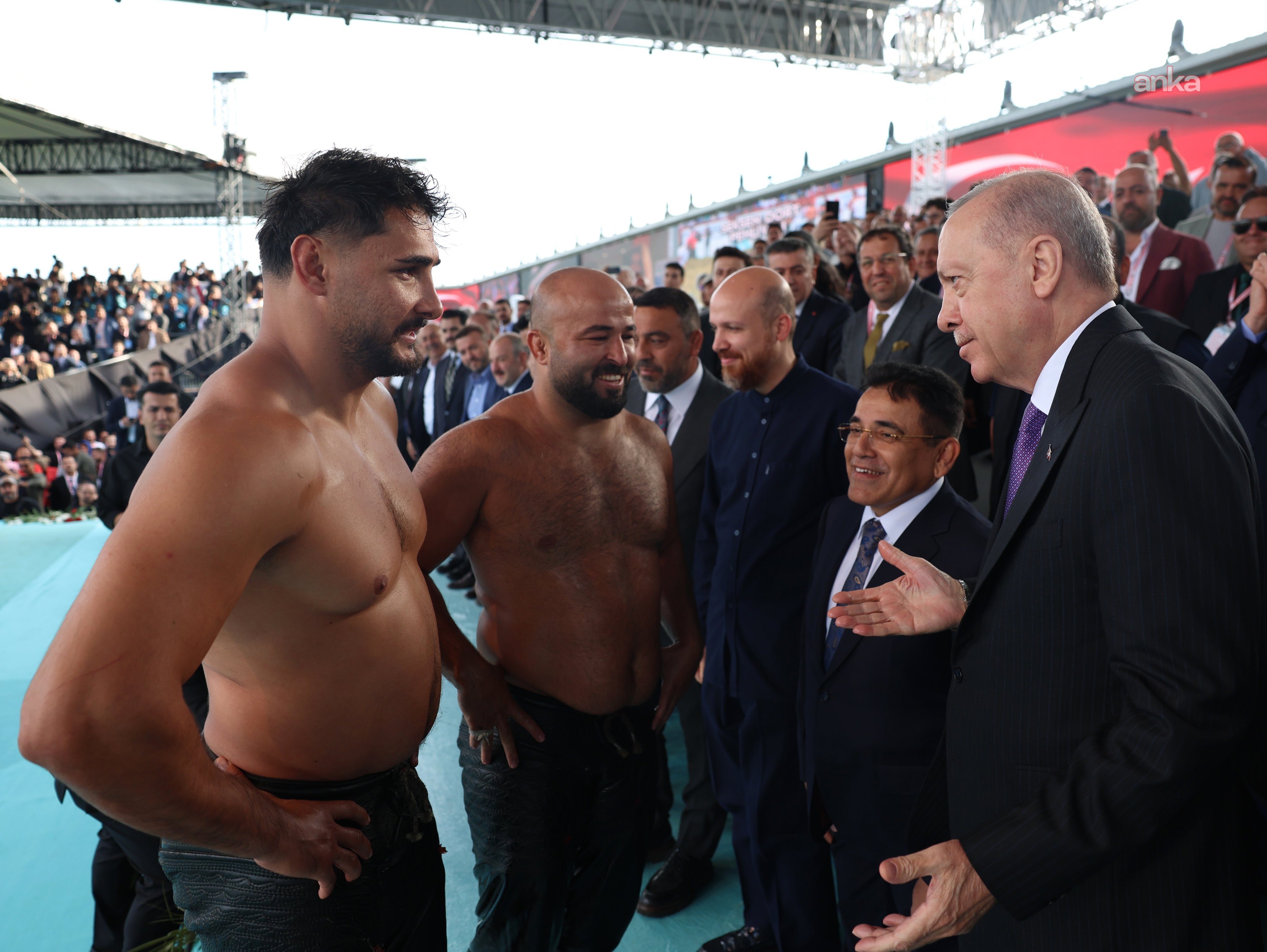 Cumhurbaşkanı Erdoğan, Yağlı Güreş Cumhurbaşkanlığı Kupası finalini izledi