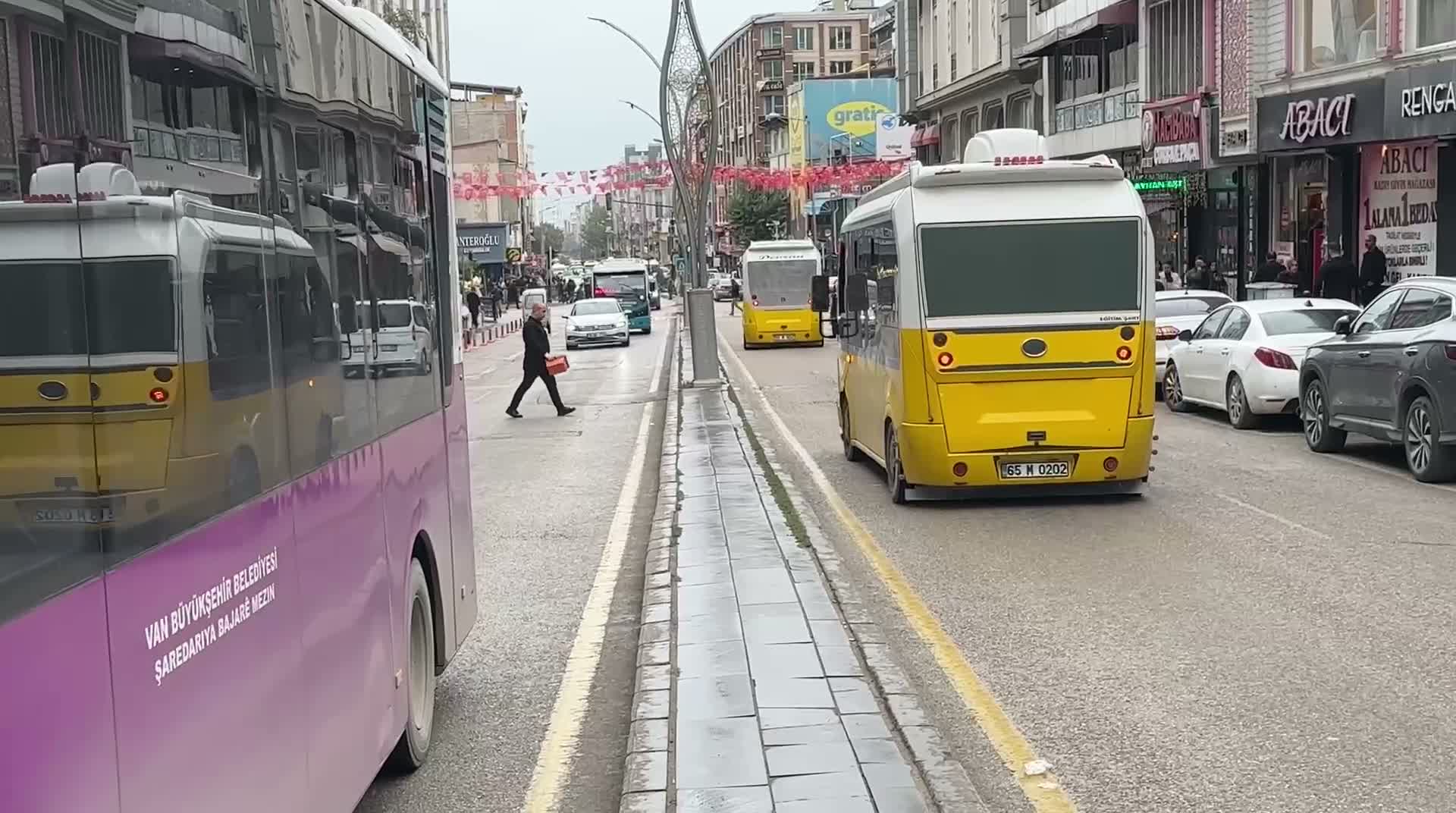 Van’da emeklilerin geçim derdi: "Emekli perişan"