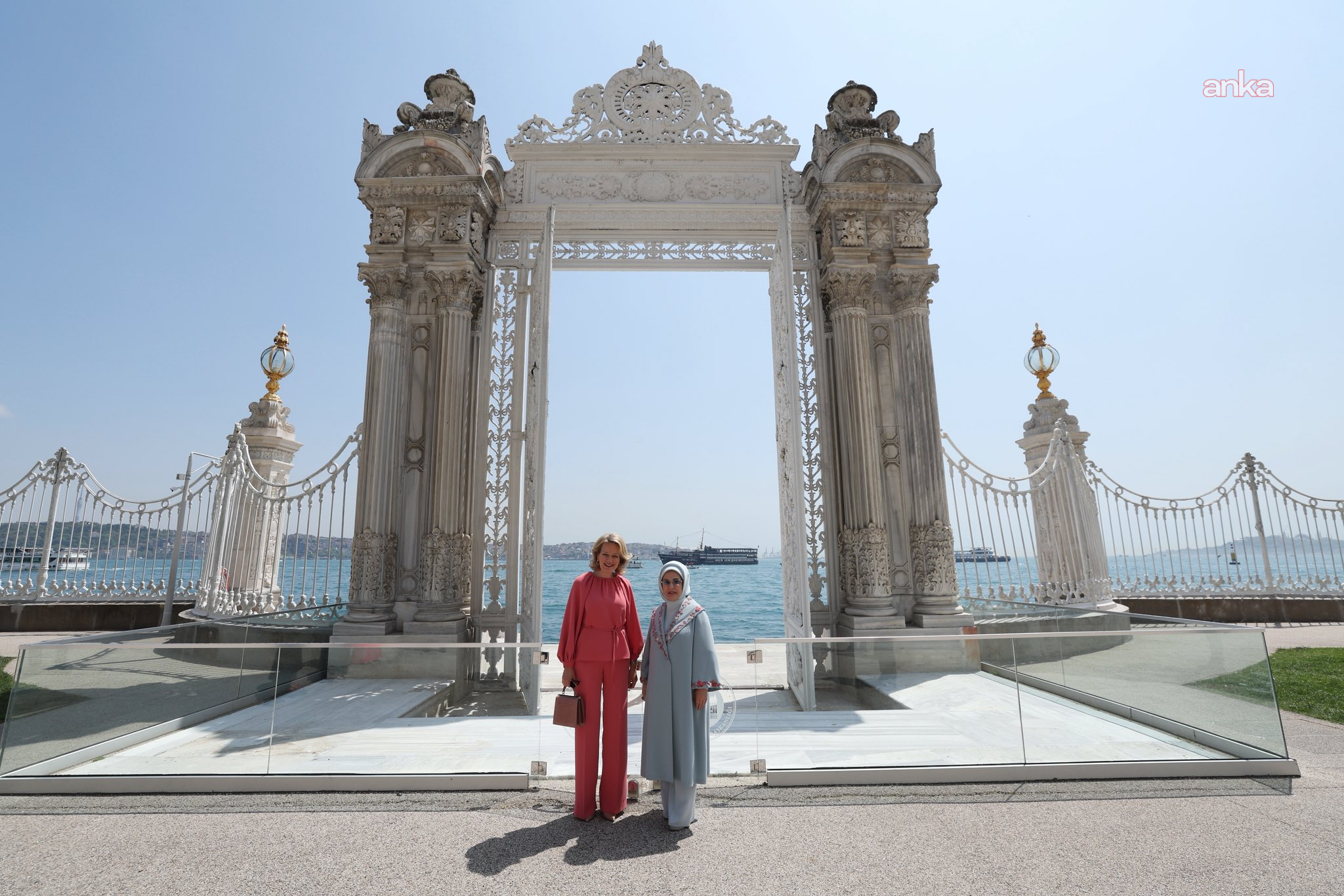 Belçika Kraliçesi Mathilde, Emine Erdoğan ile İstanbul’da bir araya geldi