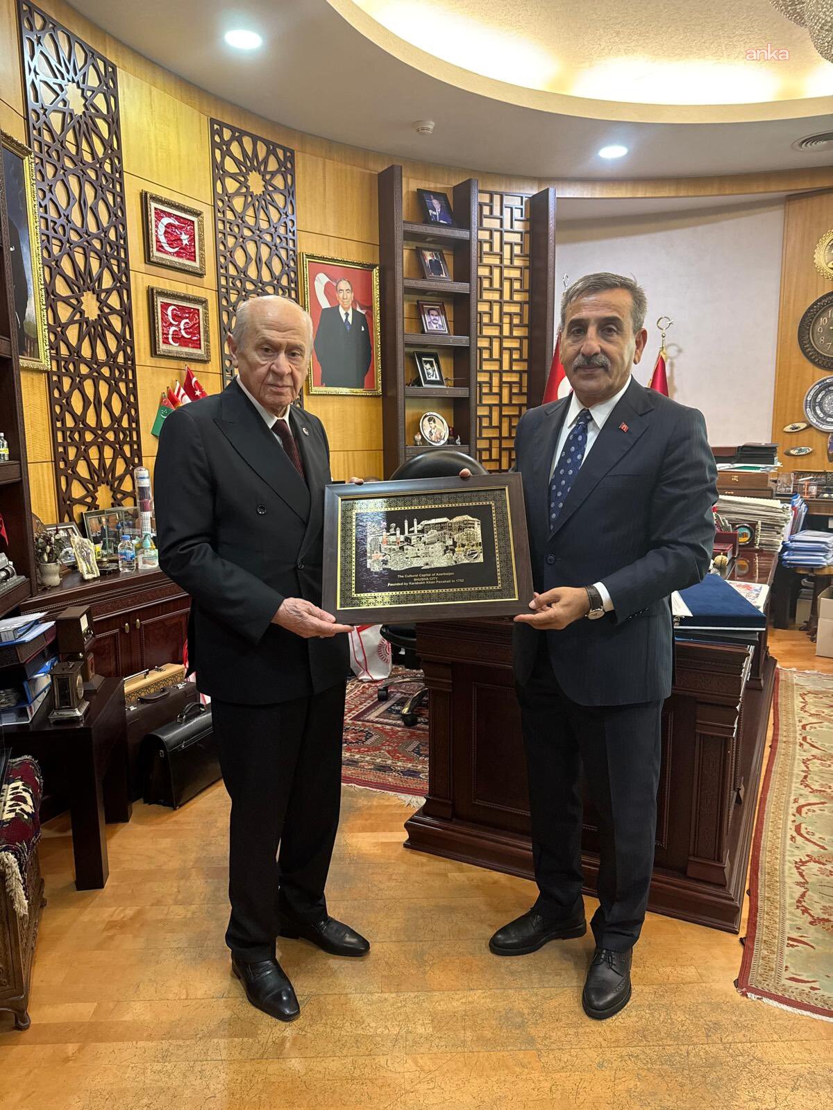 Bahçeli, Türkiye Kamu-Sen Genel Başkanı Kahveci'yi kabul etti