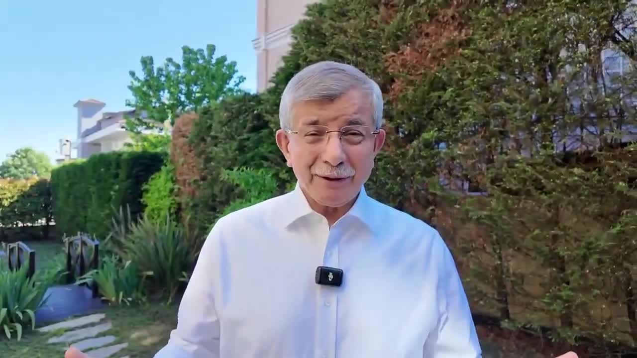 Ahmet Davutoğlu'ndan Kurban Bayramı mesajı: Toplumumuzun tümüne sesleniyorum; gelin canlar bir olalım