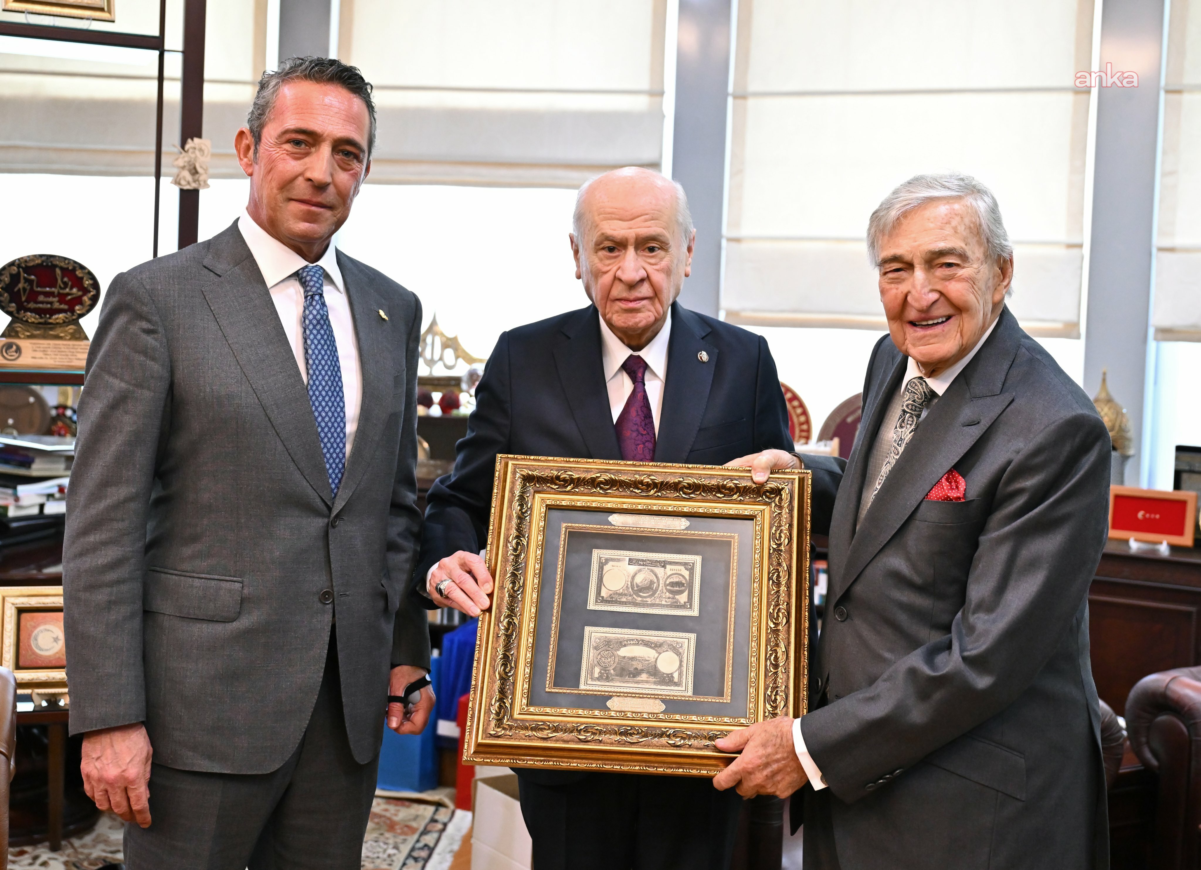 MHP Genel Başkanı Bahçeli, Rahmi Koç ve Ali Koç'u makamında kabul etti