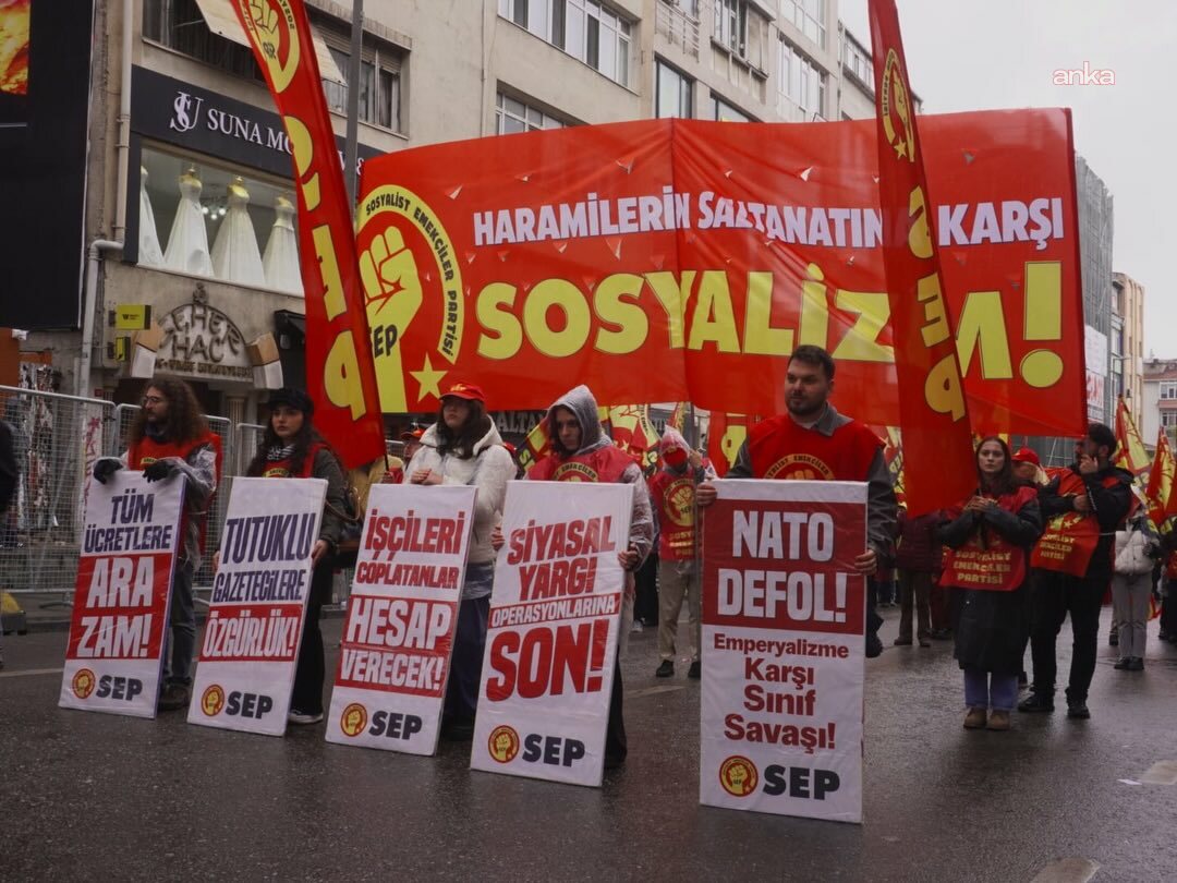 CHP Kurultayı'na iptal kararı... Sosyalist Emekçiler Partisi: "CHP'ye yönelik 'mutlak butlan' kararı, 19 Mart'ta başlatılan sürecin yeni bir evreye taşınmasıdır, kabul edilemez"