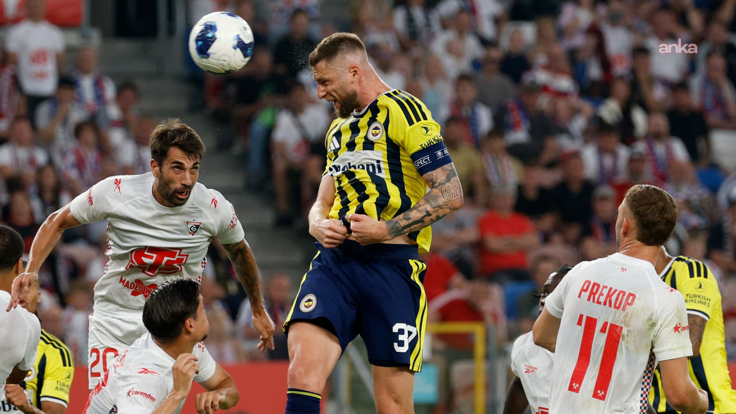 Fenerbahçe, Gornik Zabrze ile 1-1 berabere kalarak 3. tura adını yazdırdı