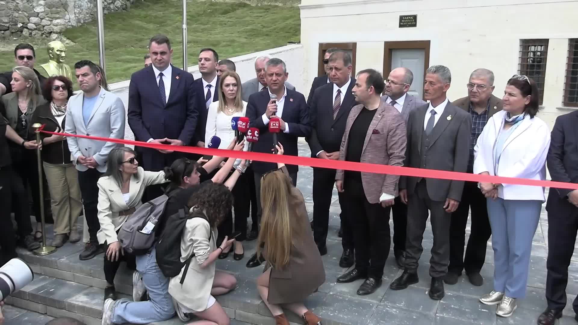 Bornova’da Mescid-i Aksa Camisi, Özgür Özel’in katılımıyla açıldı