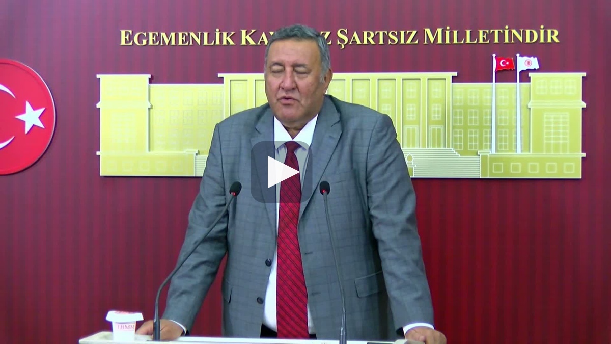 Ömer Fethi Gürer CHP'den ayrılmayacağını açıkladı