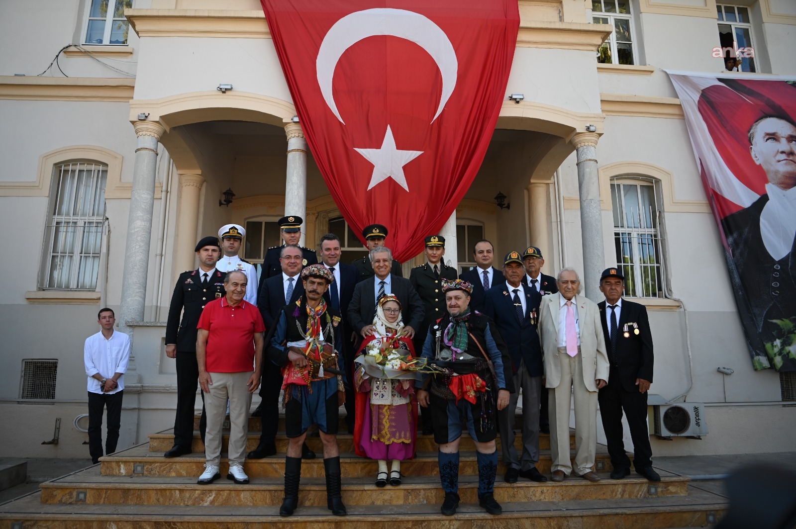 Kuşadası’nın düşman işgalinden kurtuluşunun 104’üncü yılı kutlandı