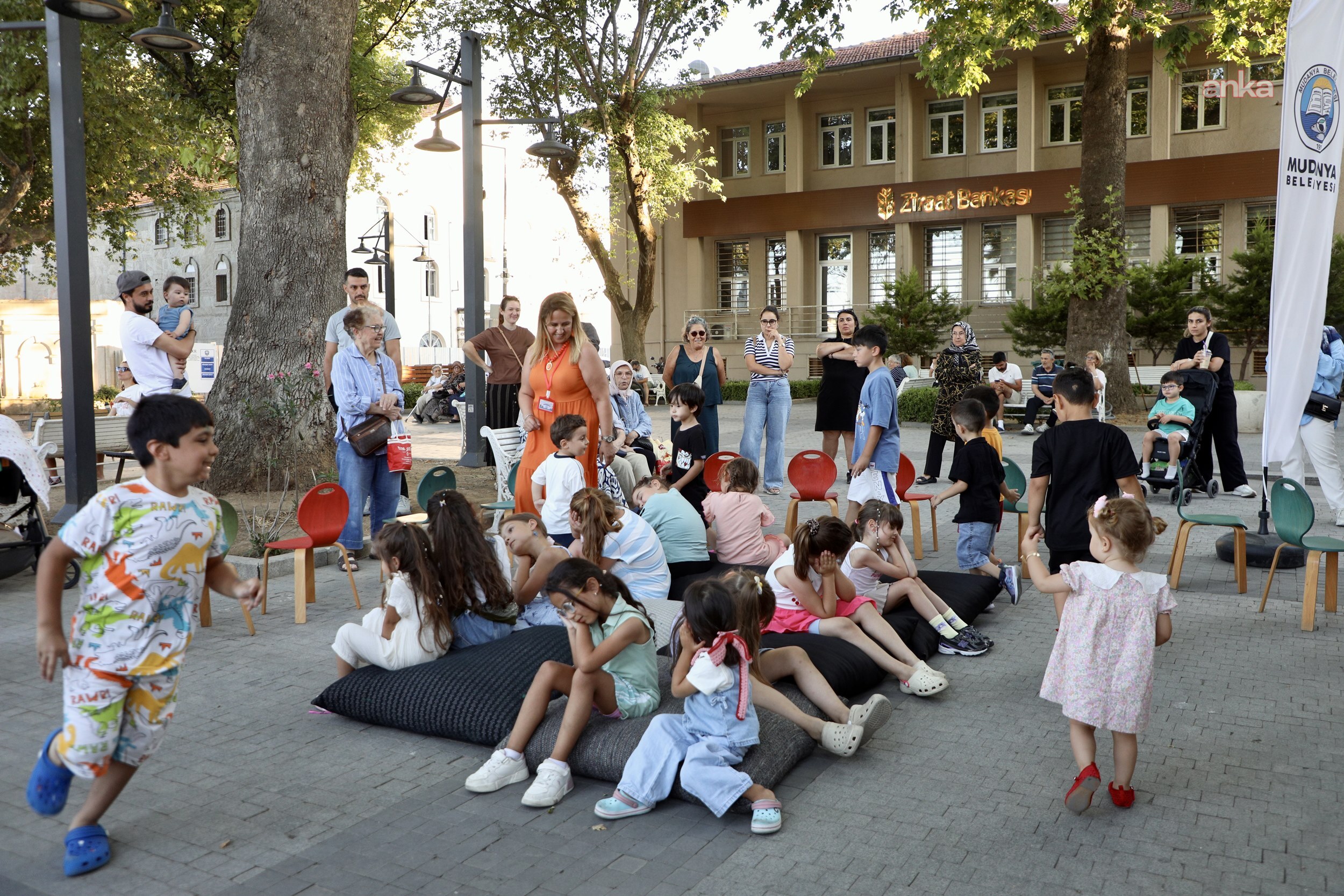 Mudanya'da çocuklar yaz tatilini "sanat spor ve oyunla" geçiriyor
