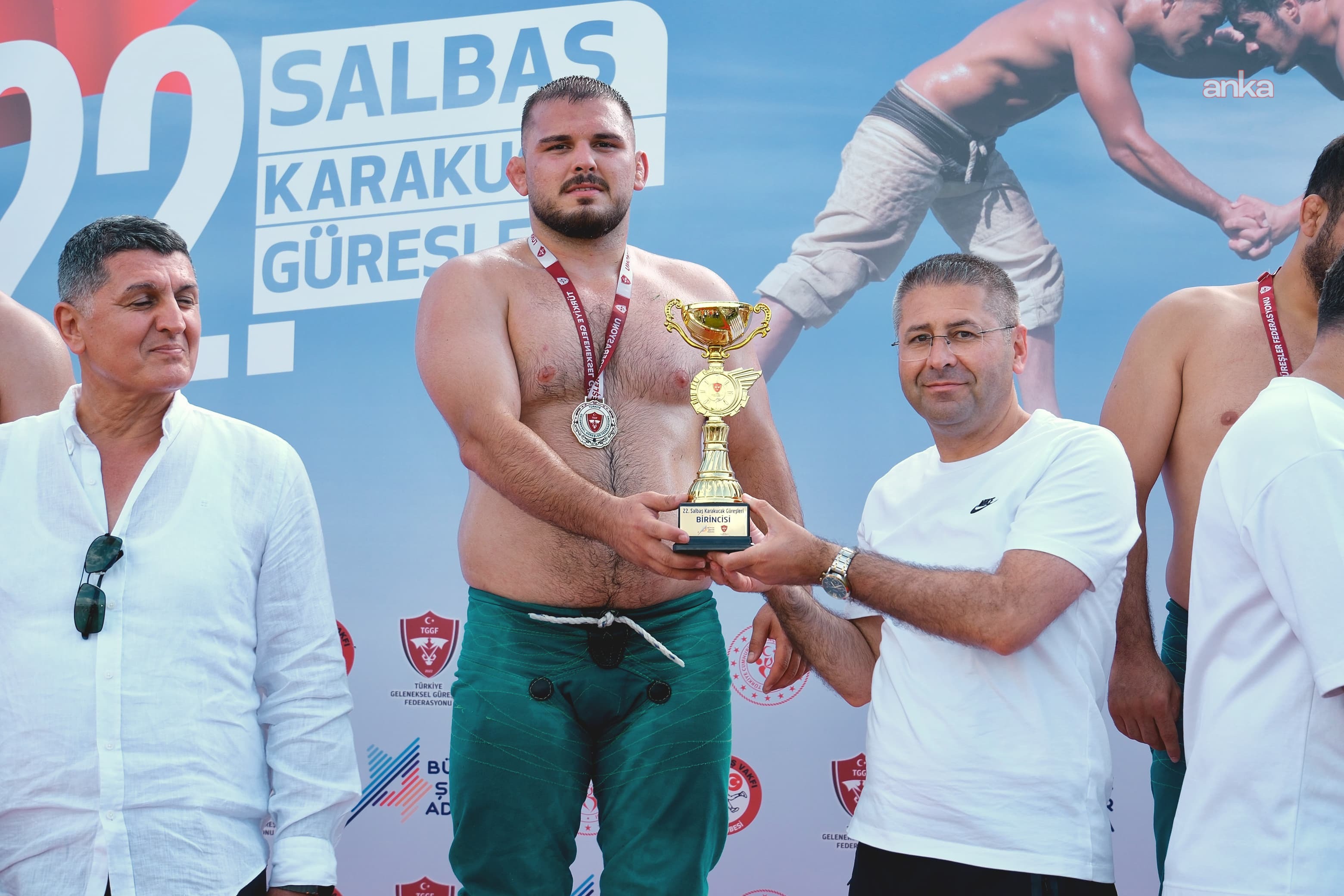 22. Salbaş Karakucak Güreşleri'nde başpehlivan Mehmet Çelebi oldu