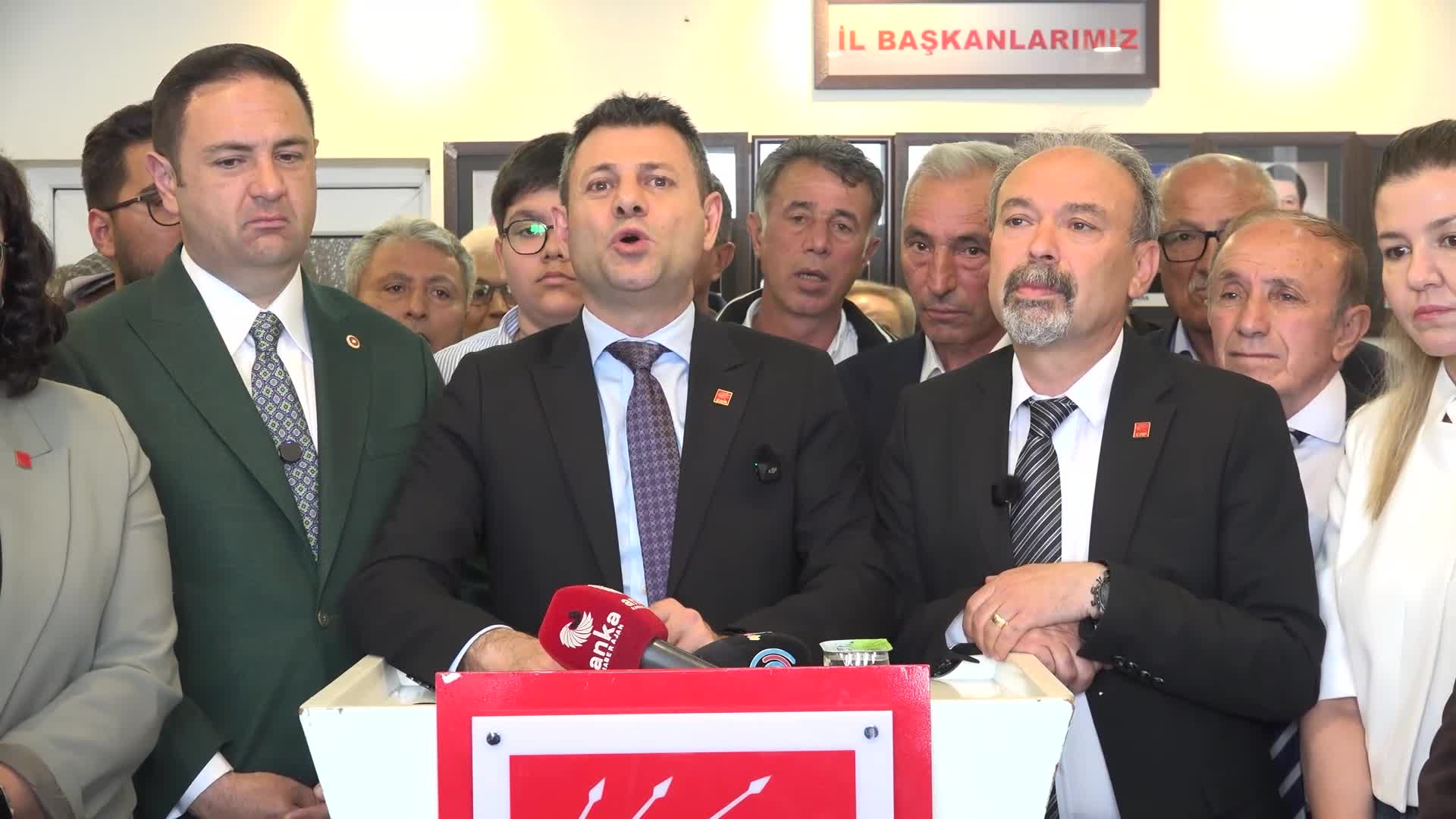 CHP'li Akdoğan, eşi fakirlik belgesi alan AK Partili Altınsoy hakkında konuştu: "Netice itibarıyla bu rezalet 76 bin lira için yapılmıştır"
