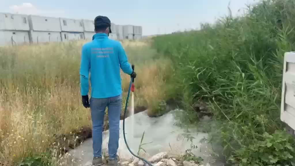 Adıyaman Belediyesi’nden haşereyle mücadelede yoğun mesai