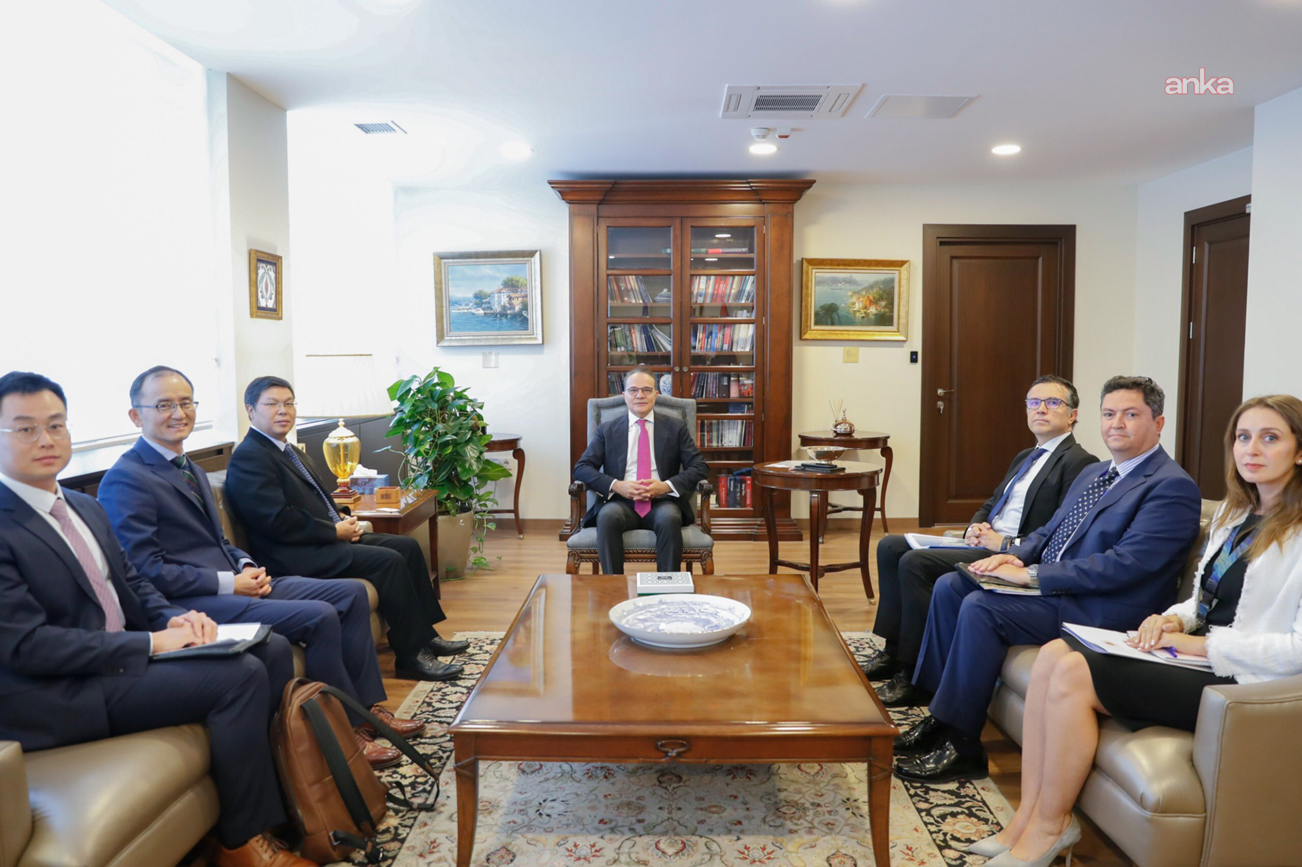 Dışişleri Bakan Yardımcısı Bozay, Çin Dışişleri Bakanlığı BBNJ Sekretaryası Konularından Sorumlu Özel Temsilci Xianliang'ı kabul etti