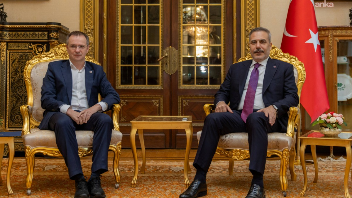 Bakan Fidan, Rusya Devlet Başkanı Danışmanı Medinski ve Levitin ile görüştü