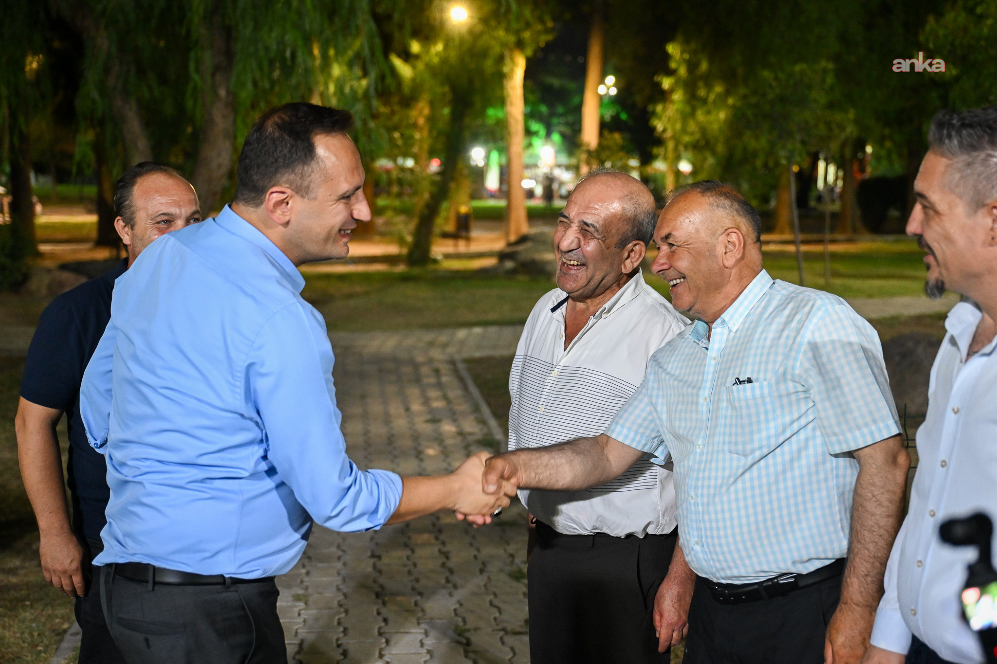 Bornova Belediye Başkanı Eşki, Çamdibi sakinleriyle bir araya geldi