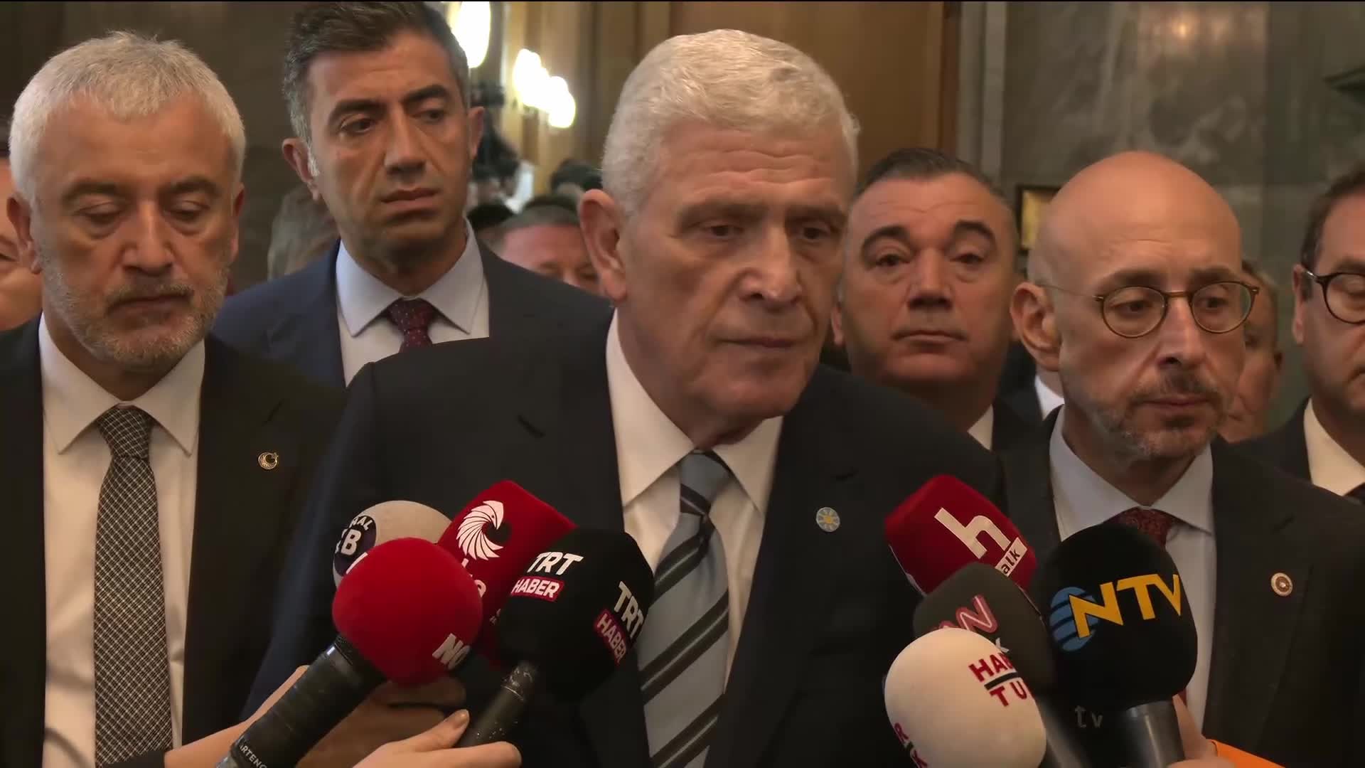 Müsavat Dervişoğlu'ndan "seçim" sorusuna yanıt: Yine bir satranç oynanıyor