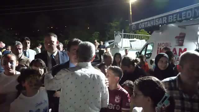 Ortahisar Belediyesi’nin "Mahalle Şenlikleri", bu hafta Akoluk'da düzenlendi