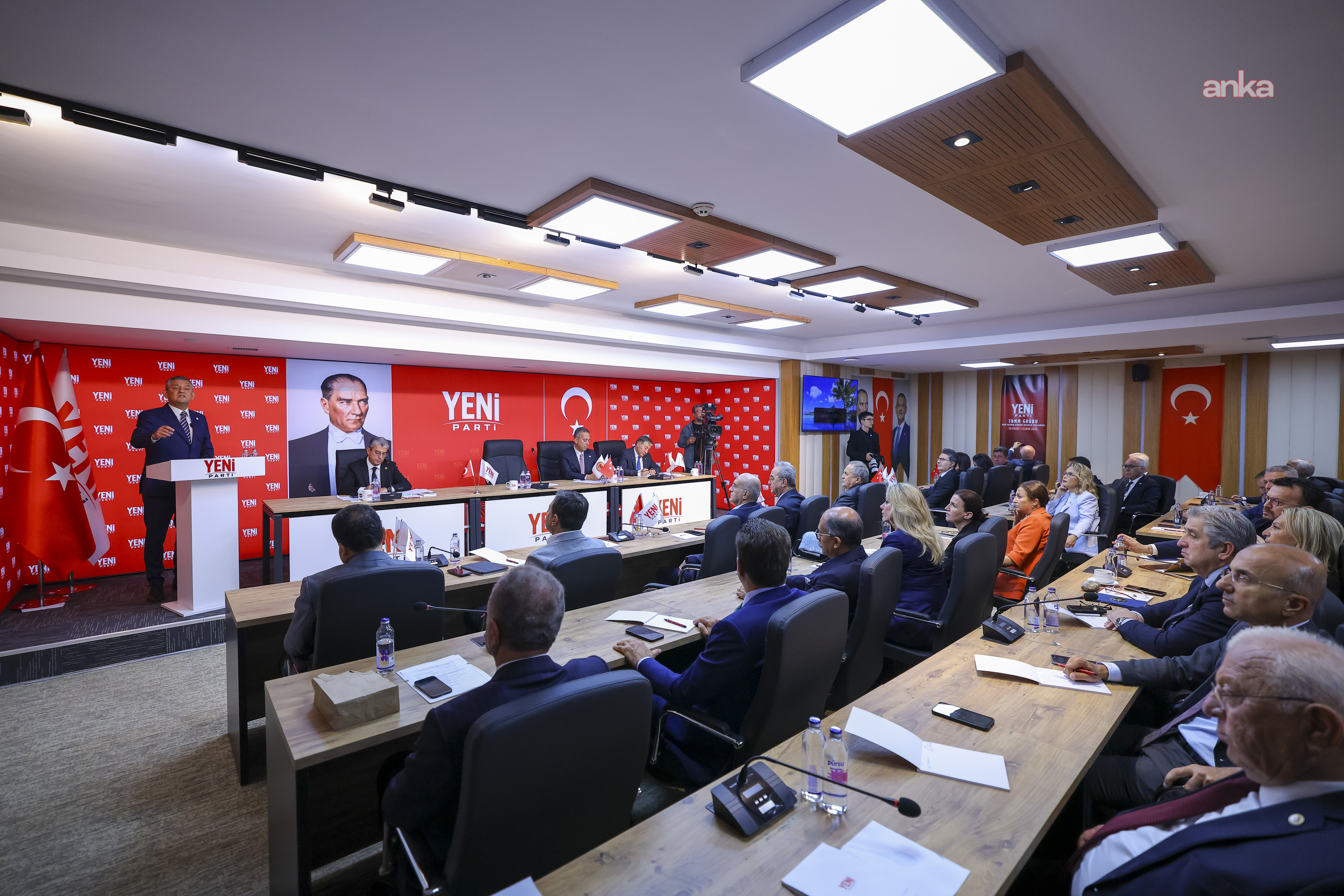 YENİ Parti'nin Milletvekili Çalışma Toplantısı, Özgür Özel…
