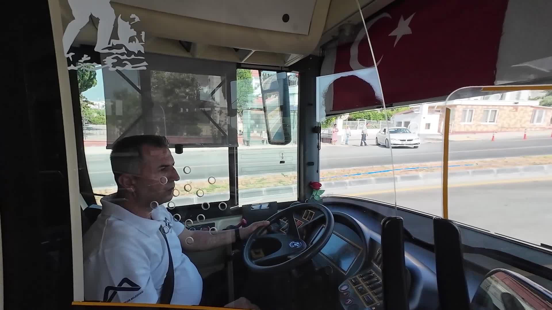 Mersin Büyükşehir Belediyesi'nden yol trafik güvenliği tatbikatı