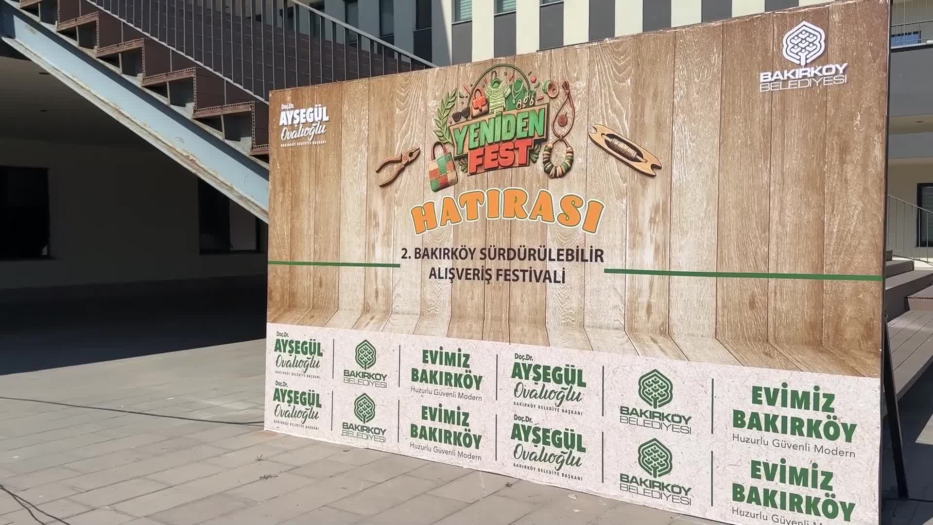Bakırköy'de düzenlenen "2. YenidenFest"e yoğun ilgi