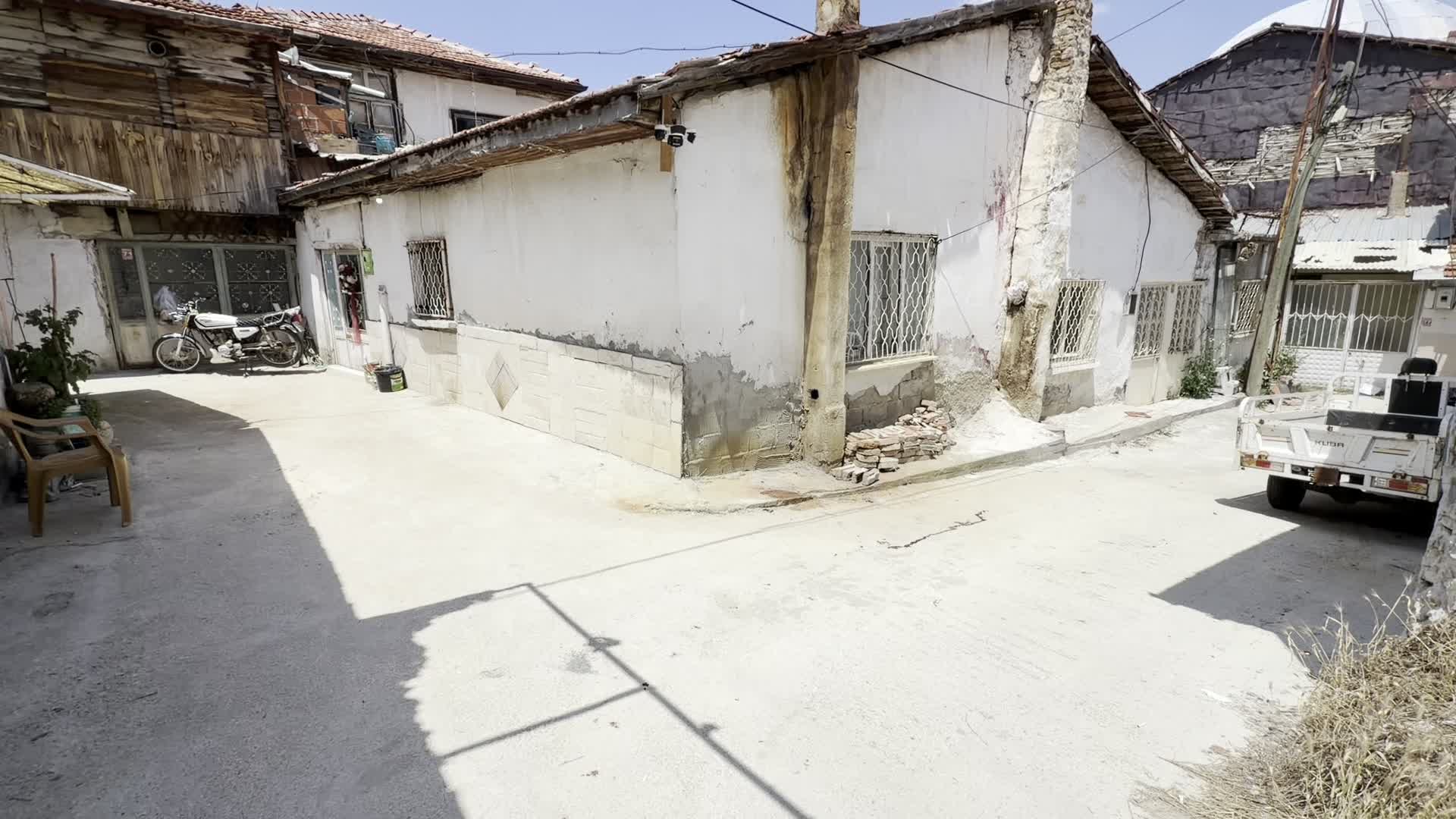 Burdur'da husumetli iki kişi arasındaki silahlı kavgada bir kişi öldü