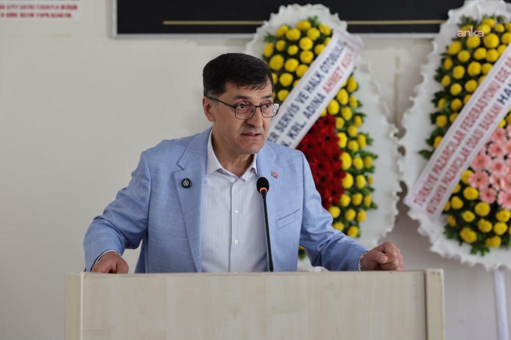 Kütahya Belediye Başkanı Kahveci, ulaşım esnafı ile bir araya geldi