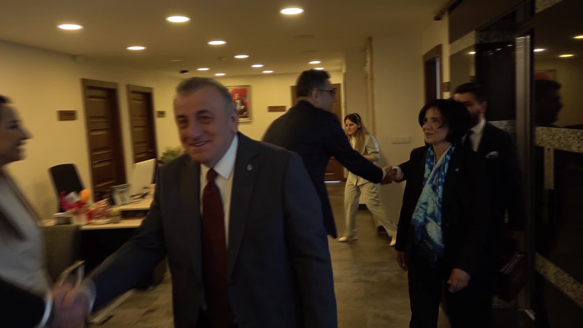 Siyasi partiler arası bayramlaşma... İYİ Parti Genel Başkan Yardımcısı Yılmaz: “Seçilmişleri tanıma üzerine bir pozisyon aldık”