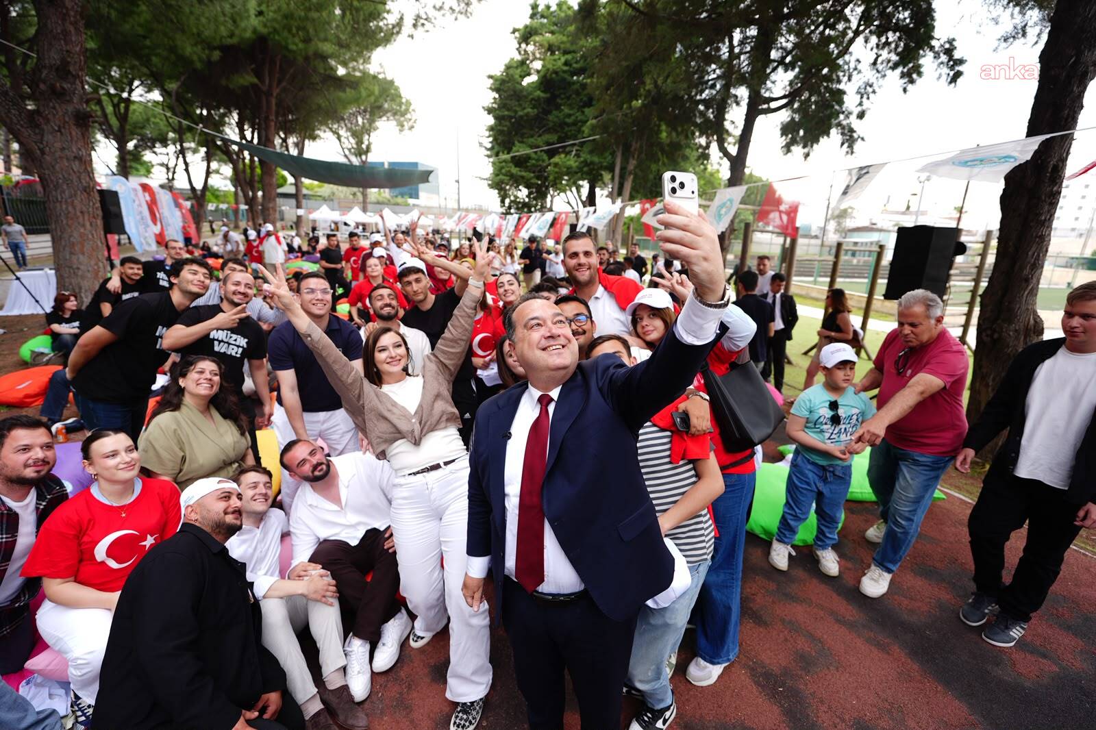 Manisa Büyükşehir Belediyesi’nden eğitime destek paketi