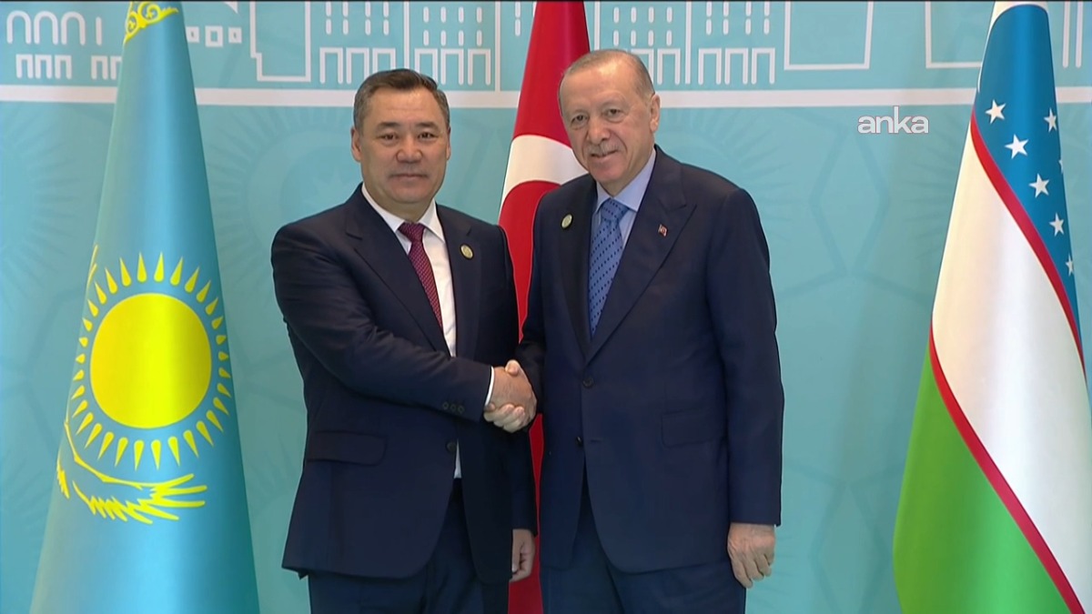 Cumhurbaşkanı Erdoğan, Türk Devletleri Teşkilatı Zirvesi'nde liderleri karşıladı