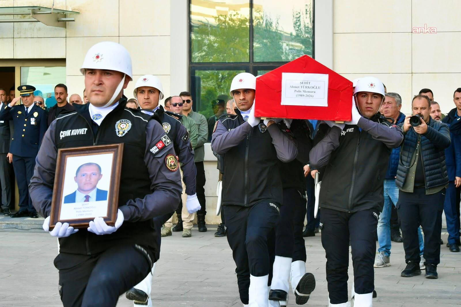 Şehit polis Türkoğlu için Ankara Emniyet Müdürlüğü'nde tören düzenlendi