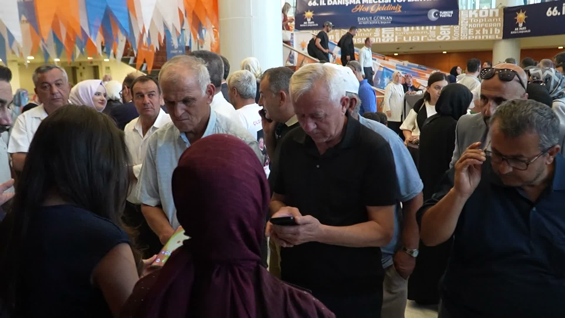 Bursa Büyükşehir Belediyesi Başkan Vekili Biba: “Asfalt çalışmalarını 12 kat artırdık”