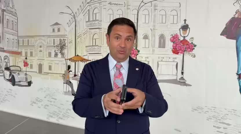 Umut Akdoğan'dan telefon vergilerine tepki: 230 bin liralık telefonun 120 bin lirası vergi