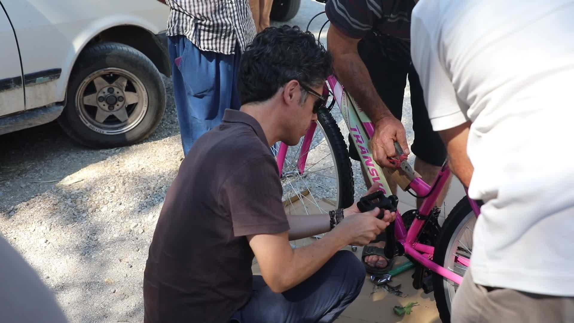 Umut’un bisikleti, Muğla Seydikemer'de yangının ardından dayanışmayı büyüttü