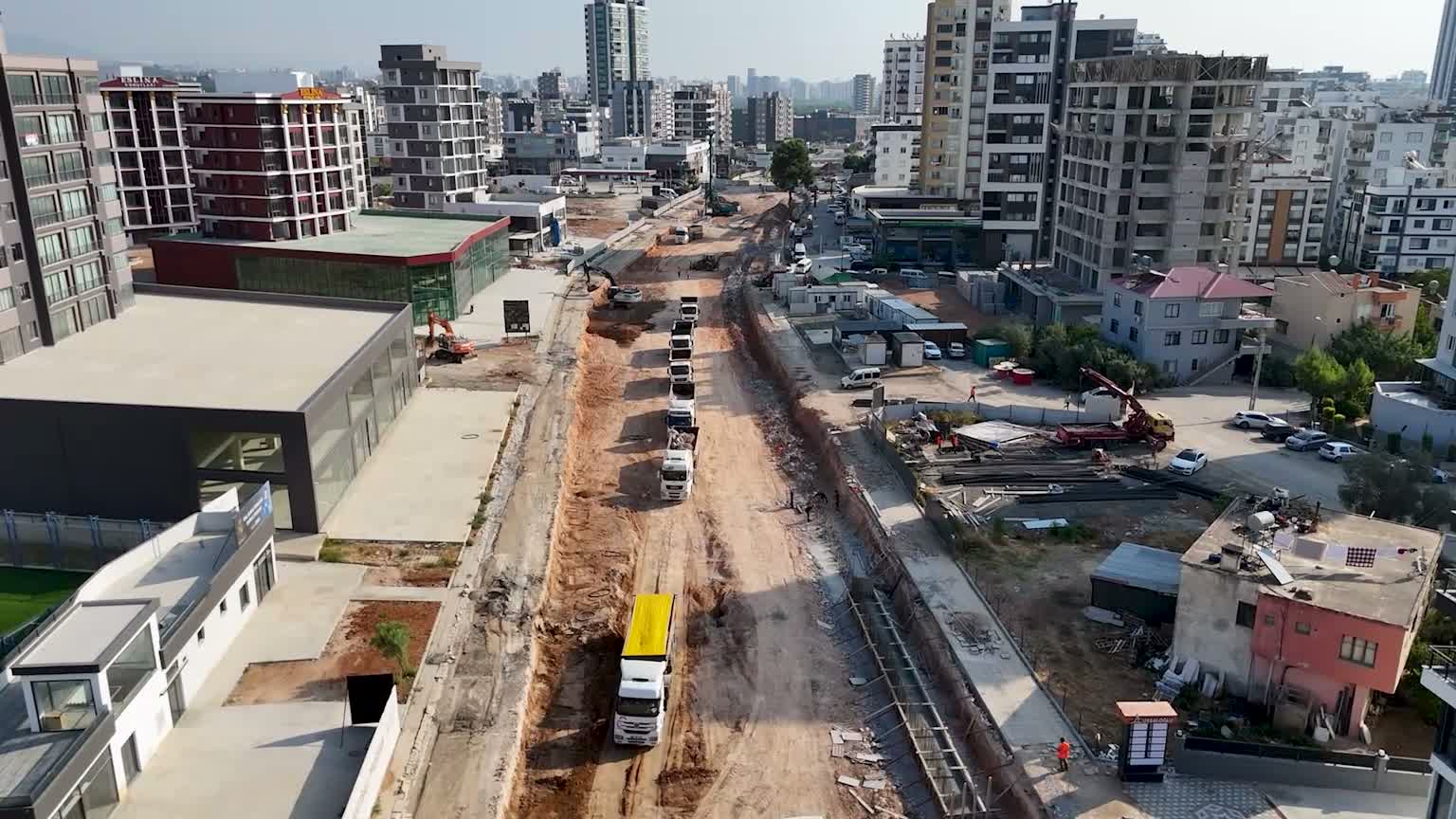 Mersin’in en büyük katlı kavşak projesinde çalışmalar 7/24 sürüyor