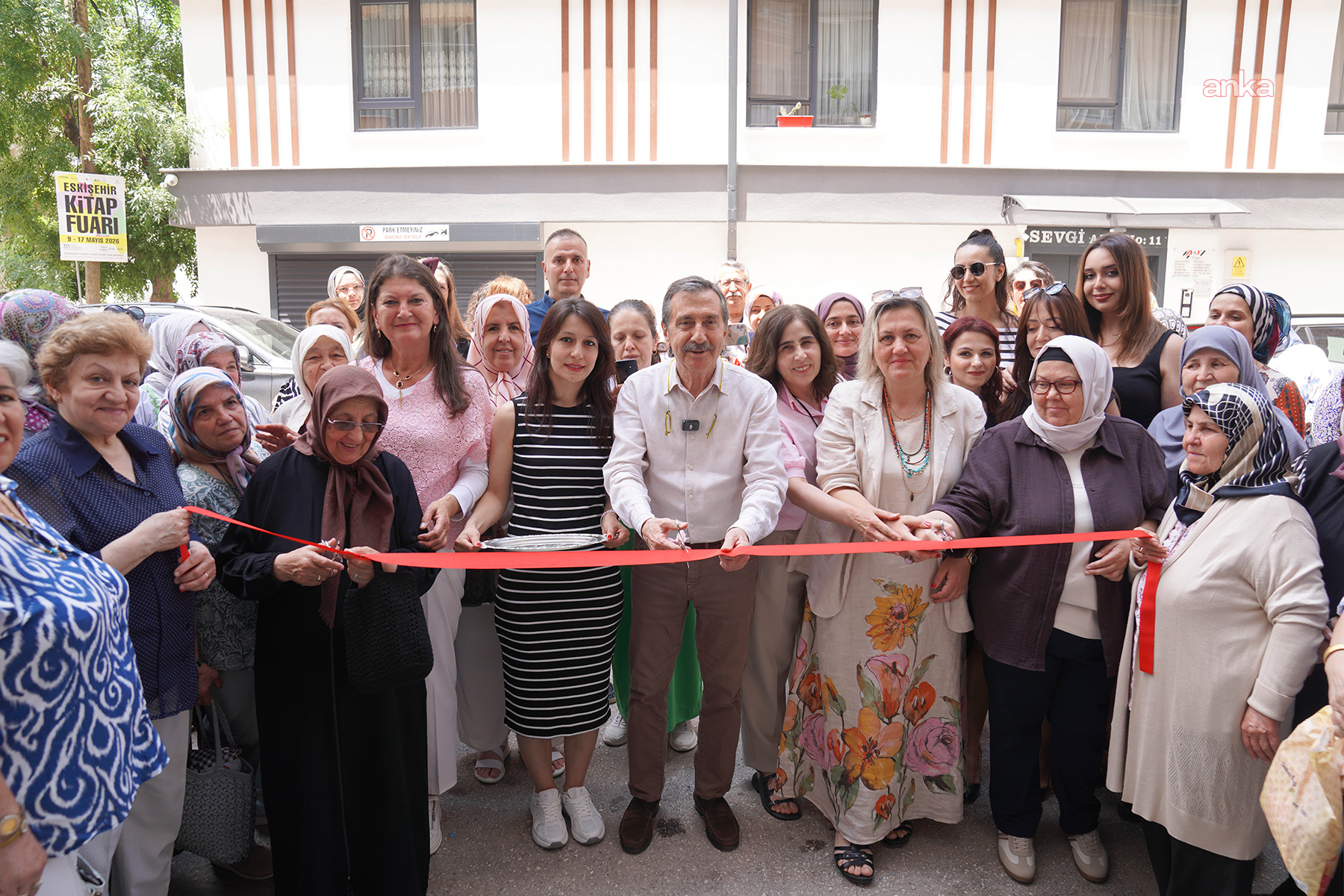 Tepebaşı'nda 491 kadının yıl boyunca hazırladığı eserler sergilendi