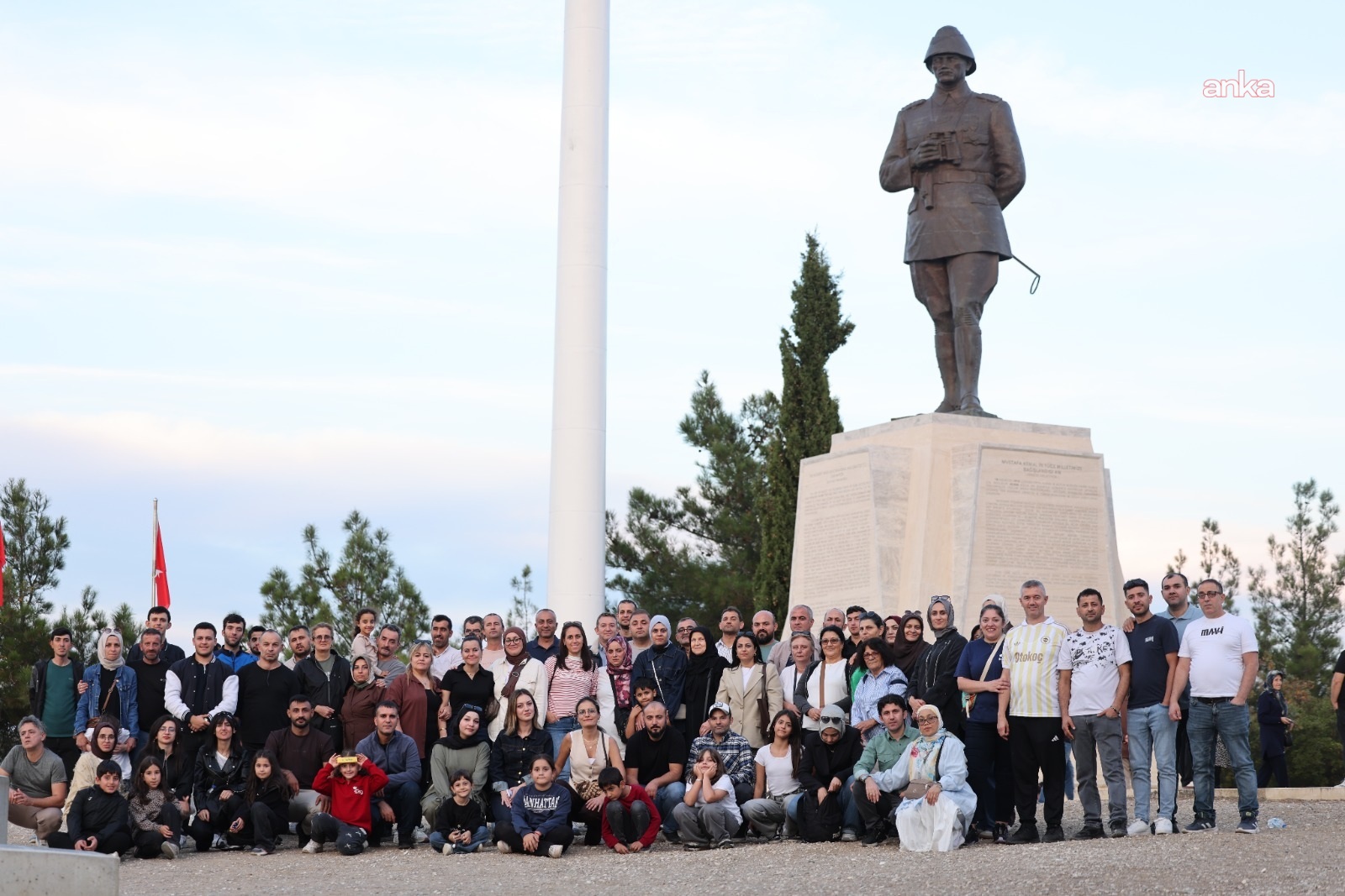 Tekirdağ Büyükşehir Belediyesi, işitme engelli vatandaşlar için Çanakkale gezisi düzenledi