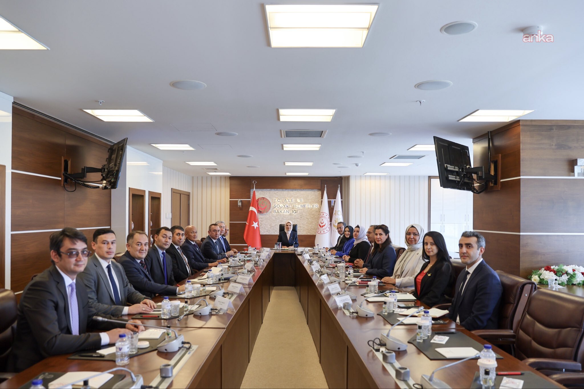 Bakan Göktaş, Azerbaycan, Kazakistan ve Özbekistan büyükelçileriyle bir araya geldi