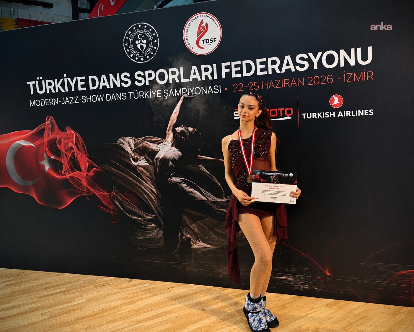 İzmirli dansçı Seden Öncü, WDSF Dünya Şampiyonası'nda Türkiye'yi temsil edecek
