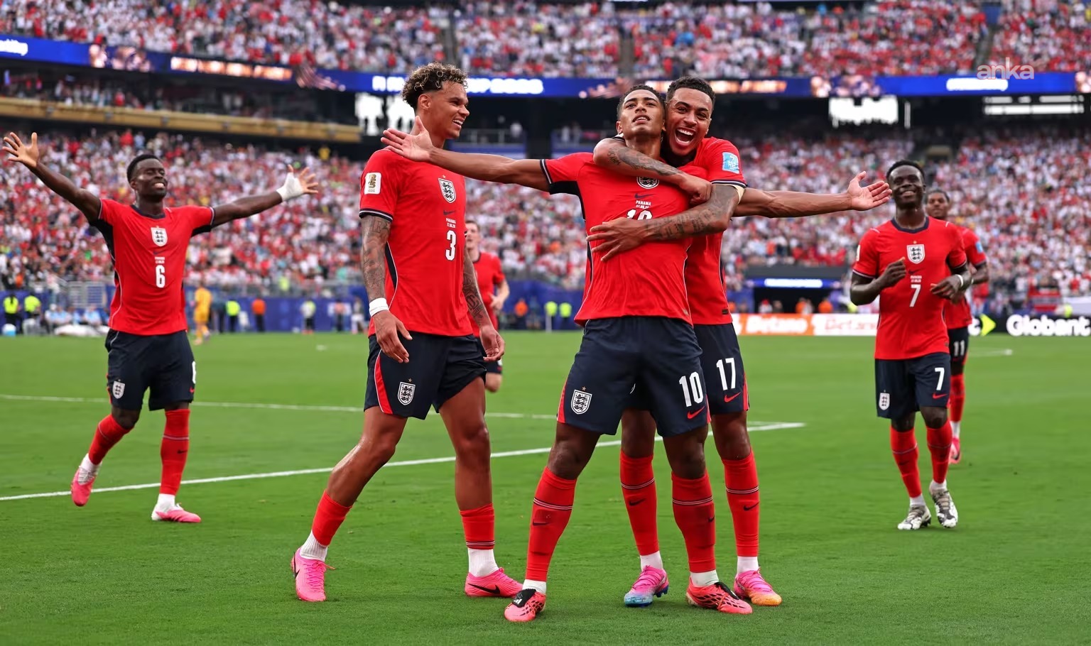 İngiltere, Panama'yı 2-0 mağlup etti