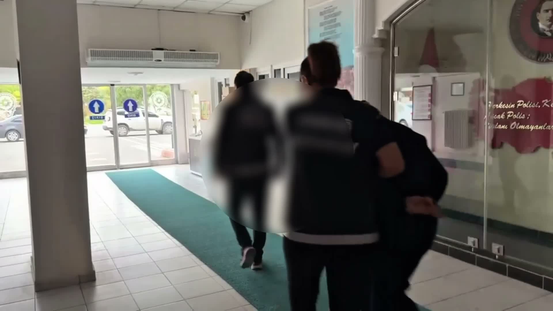 Aksaray’da 4 şüphelinin midesinden 155 parça uyuşturucu kapsülü çıktı