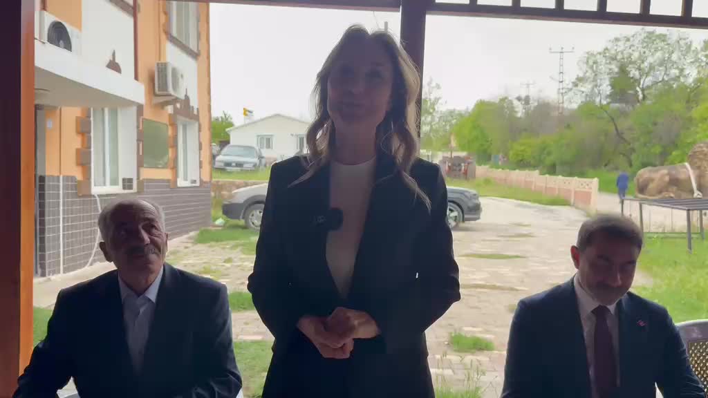 CHP'li Nazlıaka Elazığ'da: "Sarayda oturanlar sizin yaşadığınız gerçekliği bilmez"