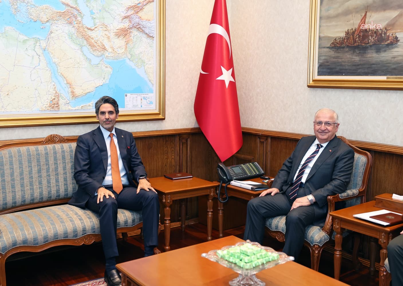 Millî Savunma Bakanı Yaşar Güler, Katar’ın Ankara Büyükelçisi Al-Henzab’ı kabul etti