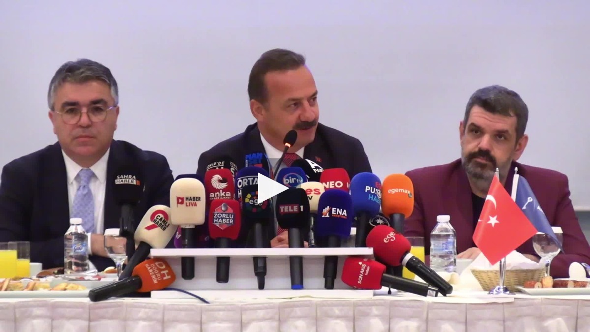 Yavuz Ağıralioğlu: "CHP'nin yaşadığı süreç, hükümetin ve demokrasinin ayıbıdır"