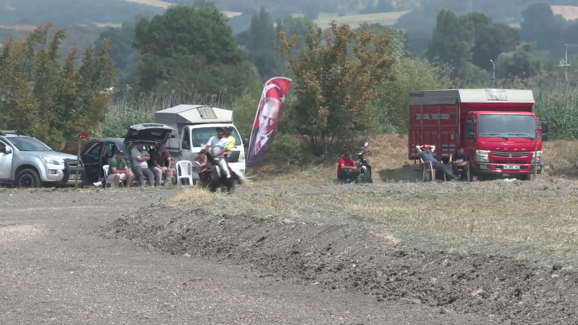 Bursa’da rahvan atları şampiyonluk için koştu