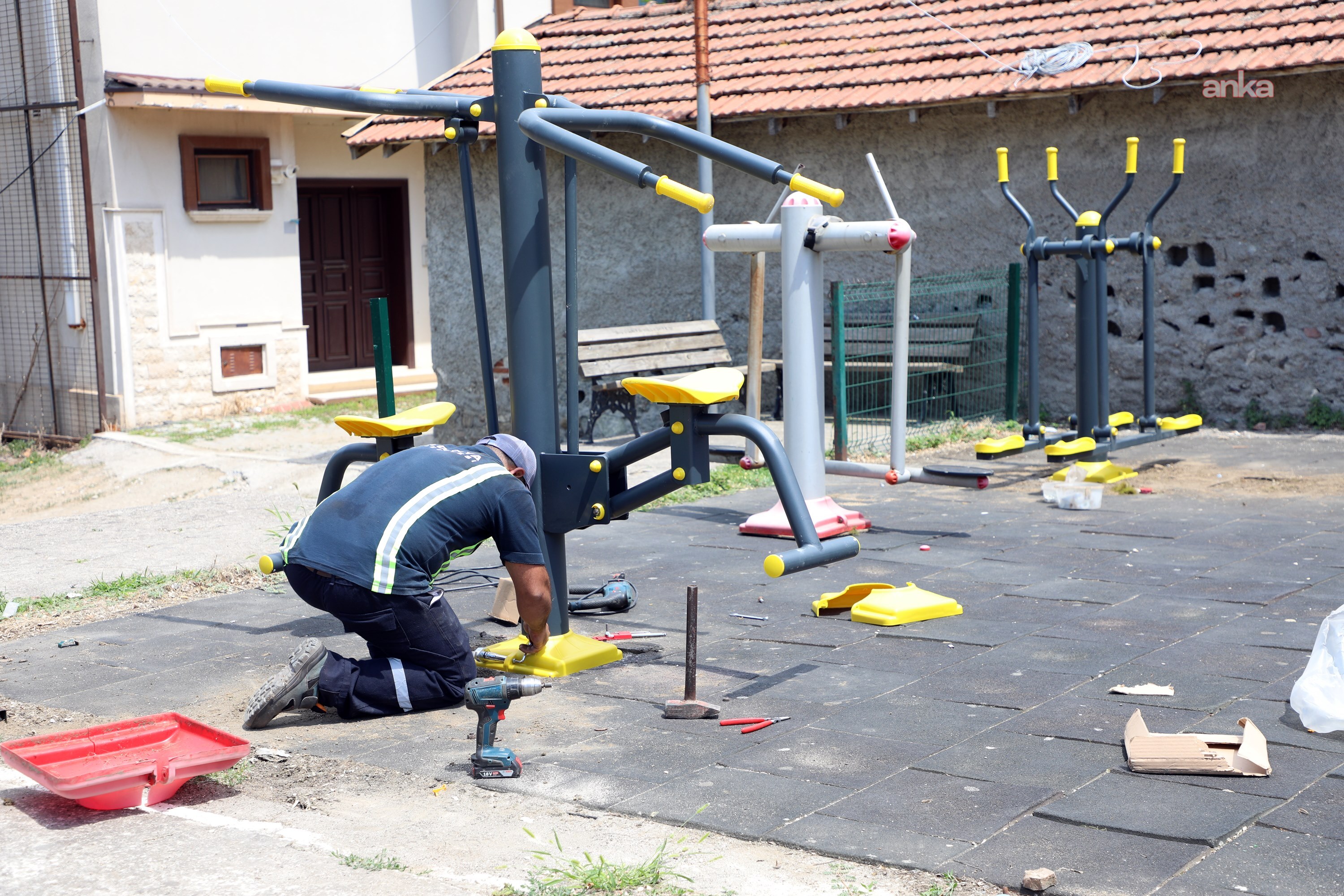 Mudanya’da parklar yenileniyor