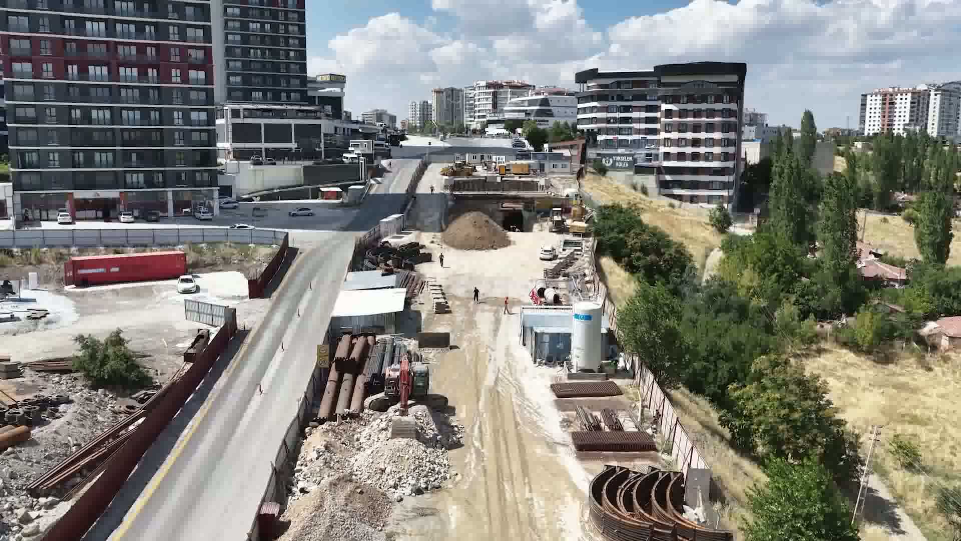 ABB'nin Dikimevi-Natoyolu Raylı Sistem Uzatma Hattı Projesi’nde çalışmaları tüm hızıyla sürüyor